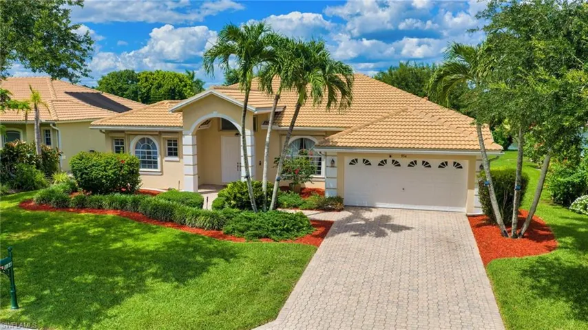 934 Tropical Bay Ct, Naples, Florida 34120