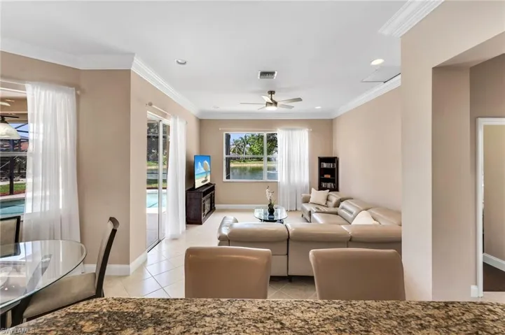 934 Tropical Bay Ct, Naples, Florida 34120