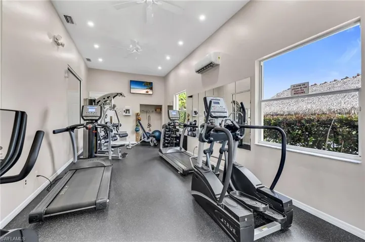 934 Tropical Bay Ct, Naples, Florida 34120