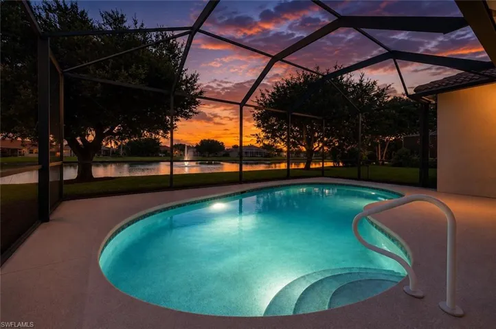 934 Tropical Bay Ct, Naples, Florida 34120