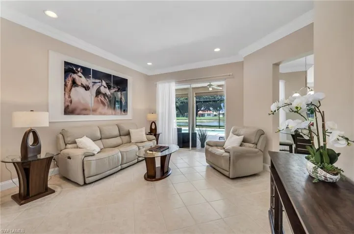 934 Tropical Bay Ct, Naples, Florida 34120