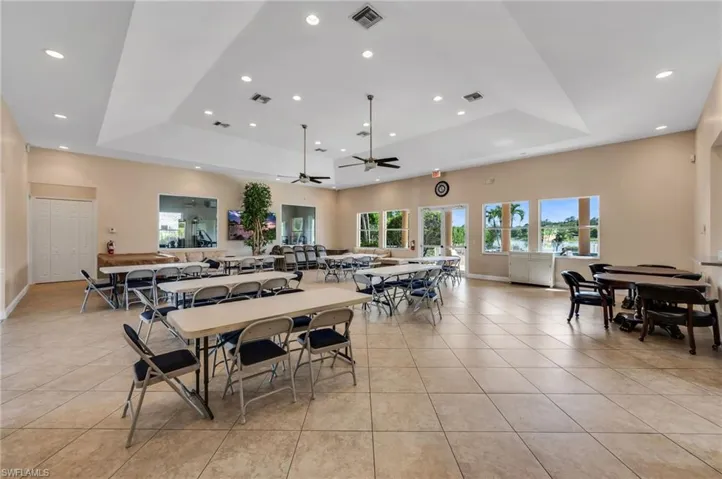 934 Tropical Bay Ct, Naples, Florida 34120
