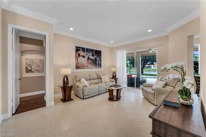 934 Tropical Bay Ct, Naples, Florida 34120