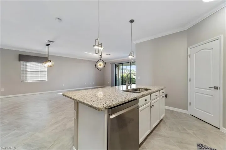 12000  Arbor Trace  DR, Fort Myers, FL 33913