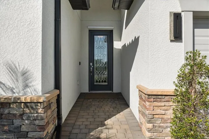 12000  Arbor Trace  DR, Fort Myers, FL 33913