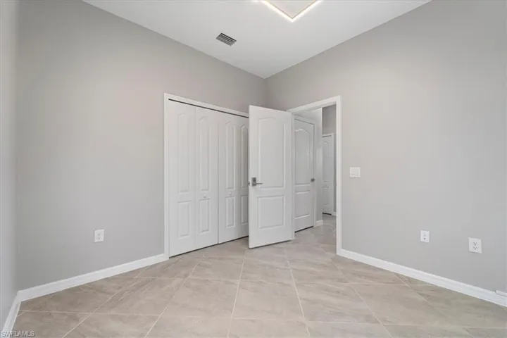 12000  Arbor Trace  DR, Fort Myers, FL 33913
