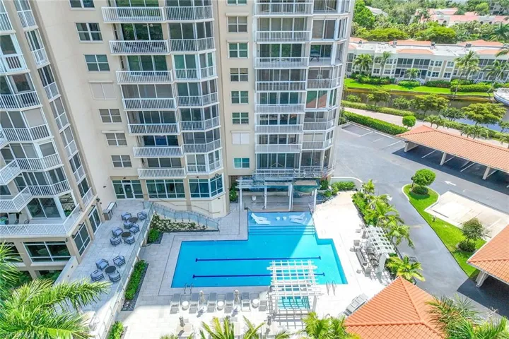6585 Nicholas Blvd 805, Naples, Florida 34108