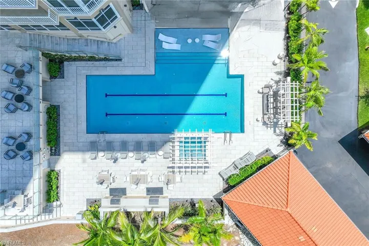 6585 Nicholas Blvd 805, Naples, Florida 34108