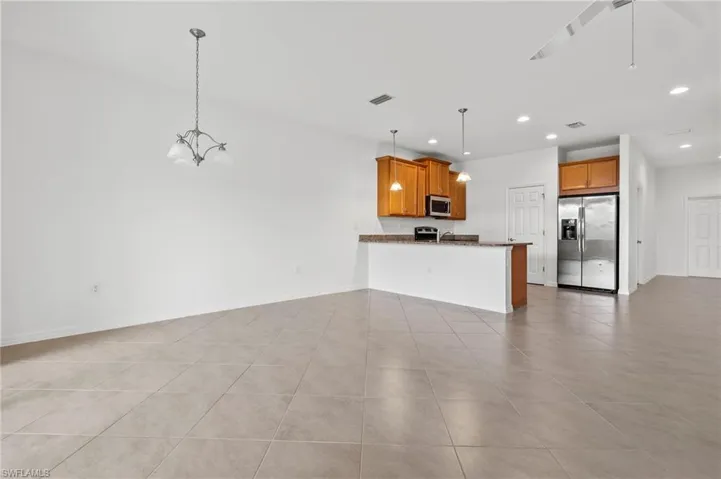 10818 Alvara Way, Bonita Springs, Florida 34135
