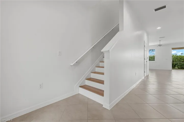 10818 Alvara Way, Bonita Springs, Florida 34135