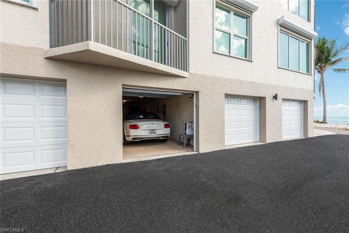 1070 S Collier  BLVD, MARCO ISLAND, FL 34145