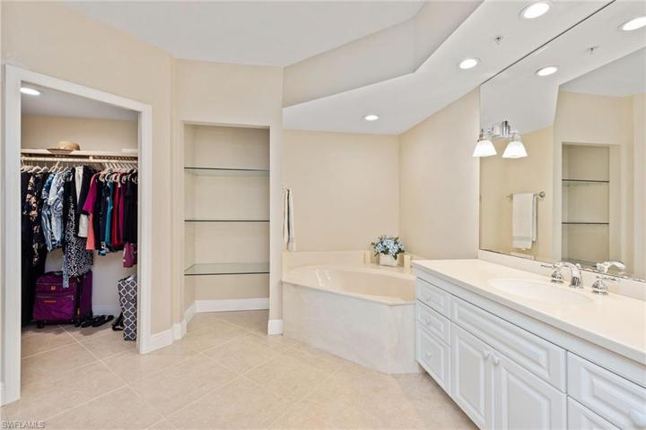 1070 S Collier  BLVD, MARCO ISLAND, FL 34145