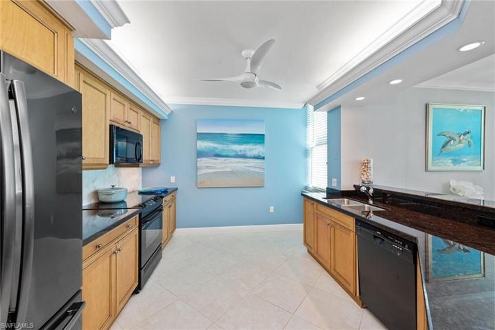 1070 S Collier  BLVD, MARCO ISLAND, FL 34145