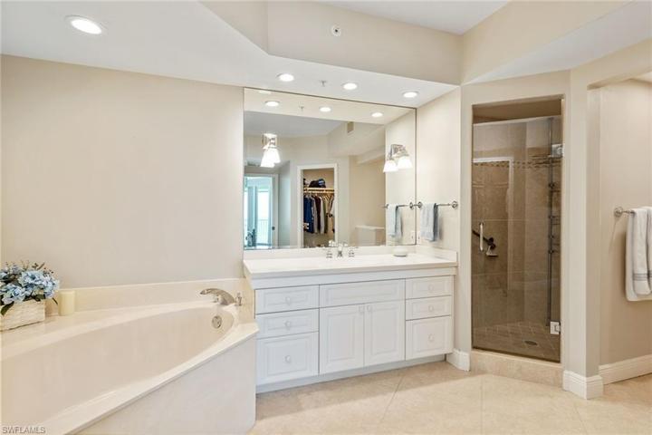 1070 S Collier  BLVD, MARCO ISLAND, FL 34145