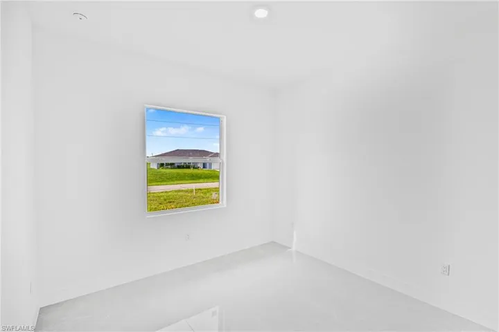 7020 Burma Cir, Labelle, Florida 33935