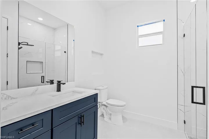 7020 Burma Cir, Labelle, Florida 33935