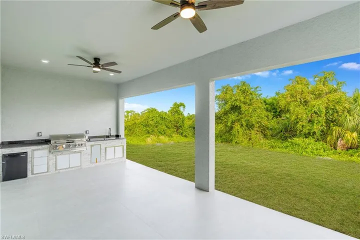 7020 Burma Cir, Labelle, Florida 33935