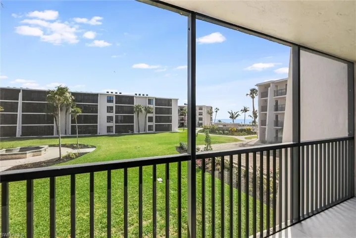 Balcony with a sunroom