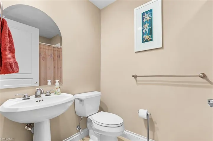 4137 Bay Beach Ln 522, Fort Myers Beach, Florida 33931