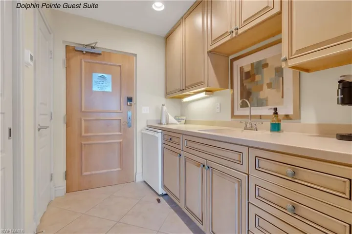4137 Bay Beach Ln 522, Fort Myers Beach, Florida 33931