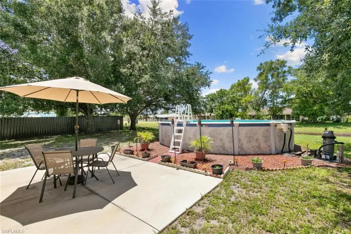 1505  Medford  PL, Lehigh Acres, FL 33936