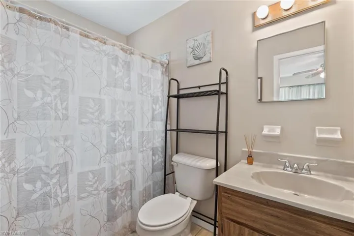 1505  Medford  PL, Lehigh Acres, FL 33936