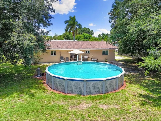 1505  Medford  PL, Lehigh Acres, FL 33936