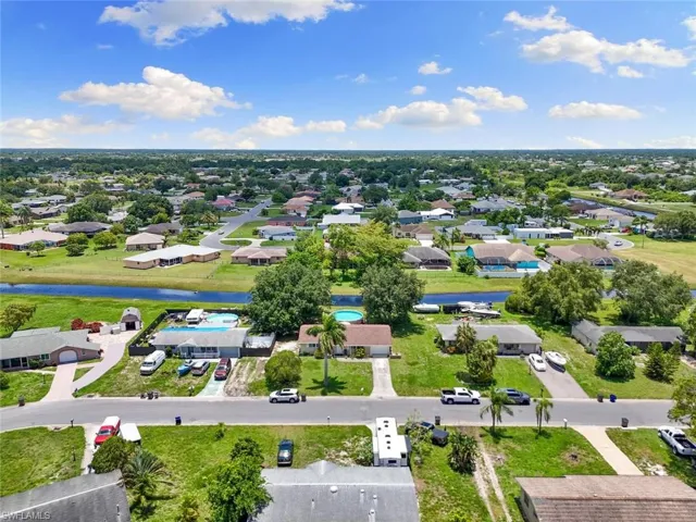1505  Medford  PL, Lehigh Acres, FL 33936