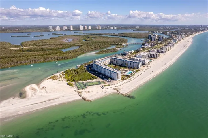 Prime Location...where the bay and the beach meet!