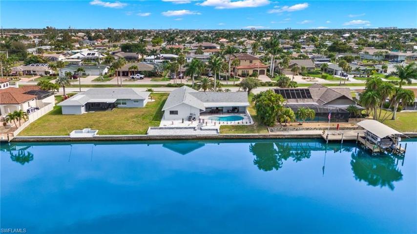 4904 Pelican BLVD, CAPE CORAL FL 33914