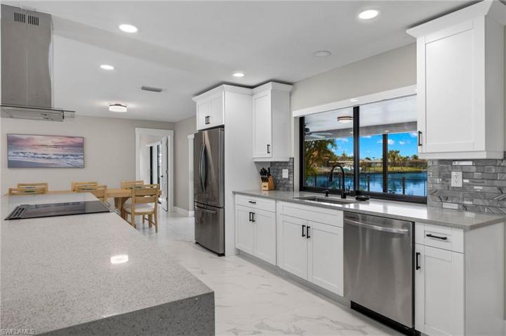4904 Pelican BLVD, CAPE CORAL FL 33914