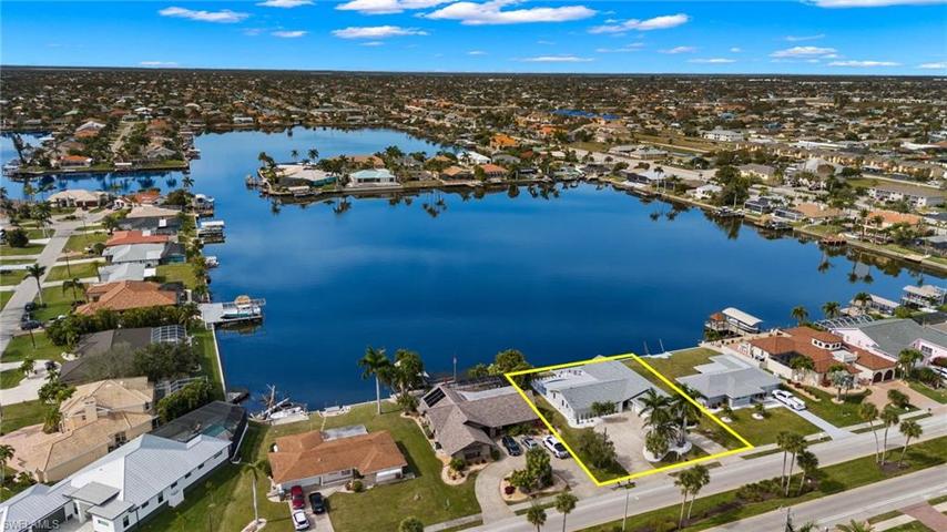 4904 Pelican BLVD, CAPE CORAL FL 33914