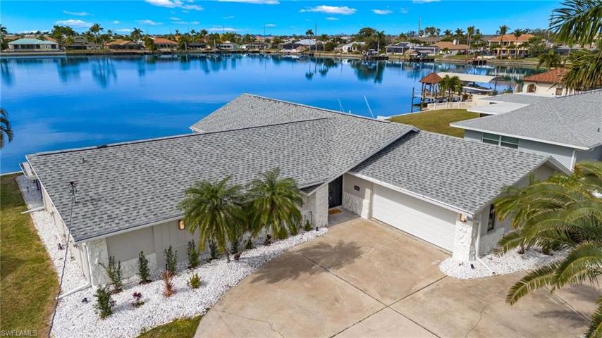 4904 Pelican BLVD, CAPE CORAL FL 33914