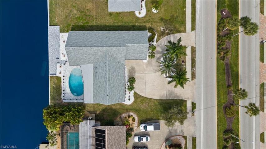 4904 Pelican BLVD, CAPE CORAL FL 33914