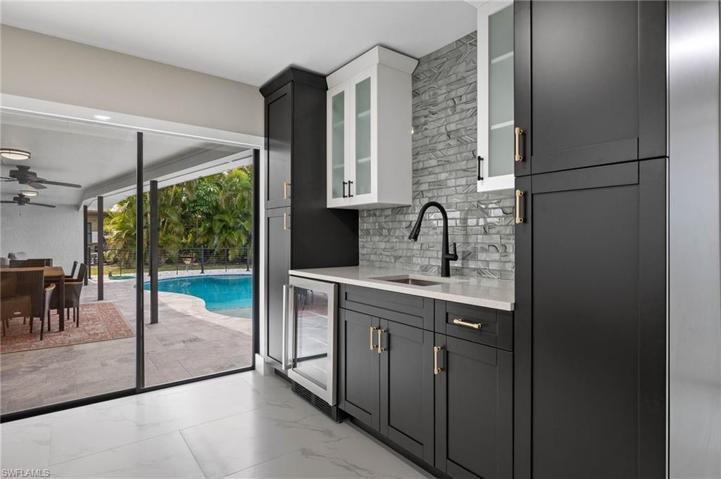 4904 Pelican BLVD, CAPE CORAL FL 33914