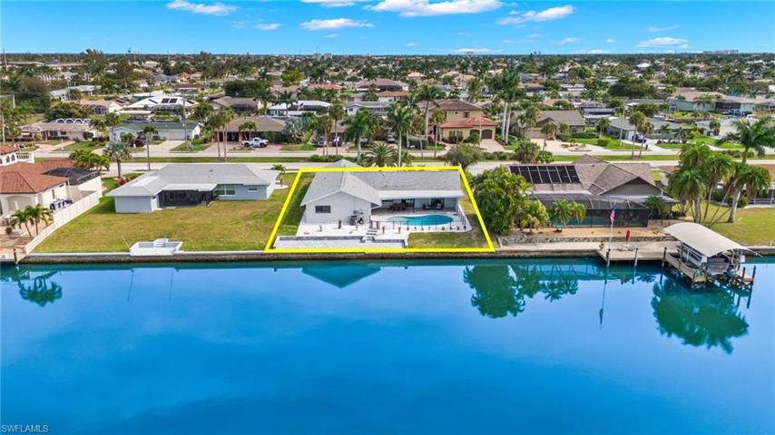 4904 Pelican BLVD, CAPE CORAL FL 33914
