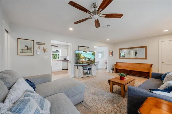 3509 Se 22nd Ave, Cape Coral Fl 33904