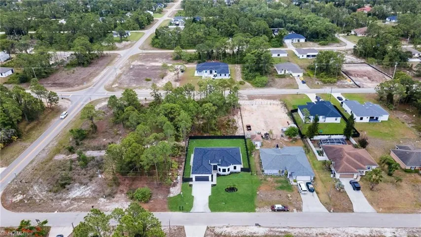 807  Dudley S AVE, Lehigh Acres, FL 33974