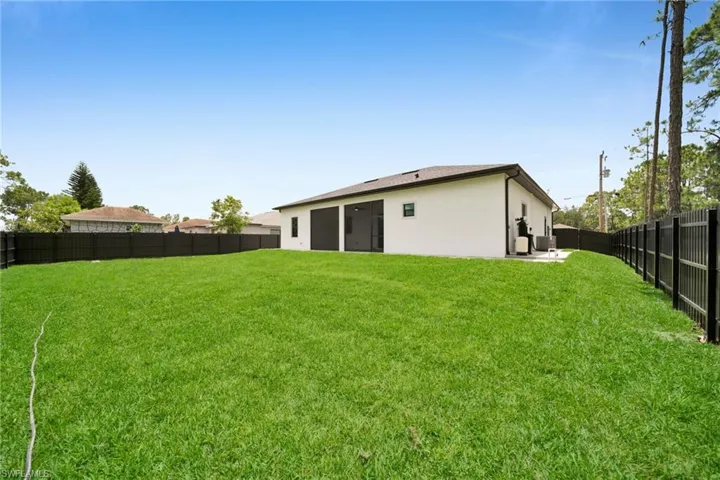 807  Dudley S AVE, Lehigh Acres, FL 33974