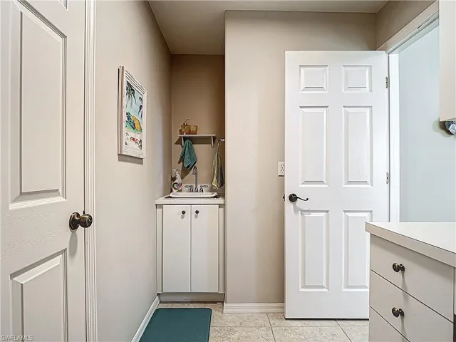 2240 Corona Del Sire Dr, North Fort Myers, Florida 33917
