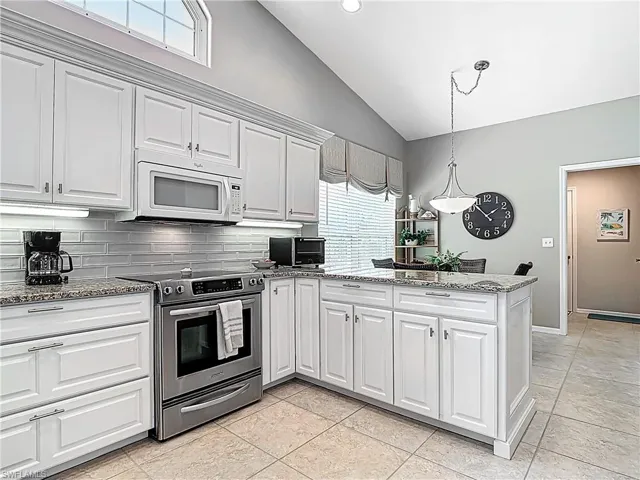 2240 Corona Del Sire Dr, North Fort Myers, Florida 33917