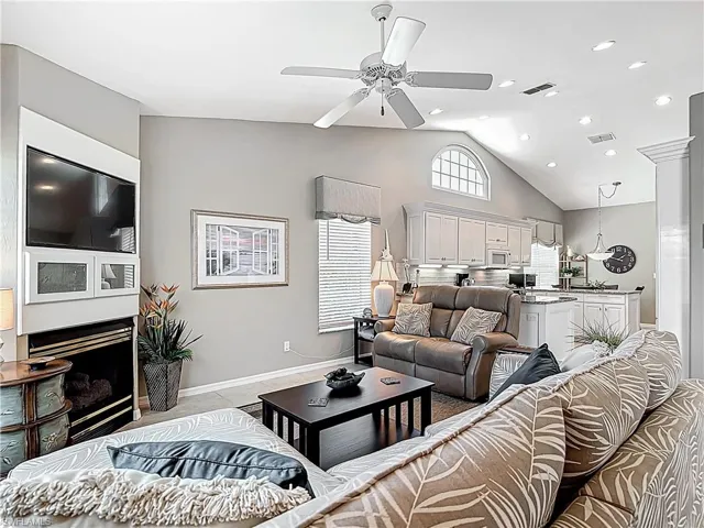 2240 Corona Del Sire Dr, North Fort Myers, Florida 33917