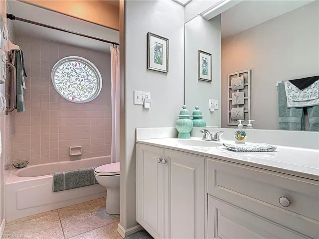 2240 Corona Del Sire Dr, North Fort Myers, Florida 33917