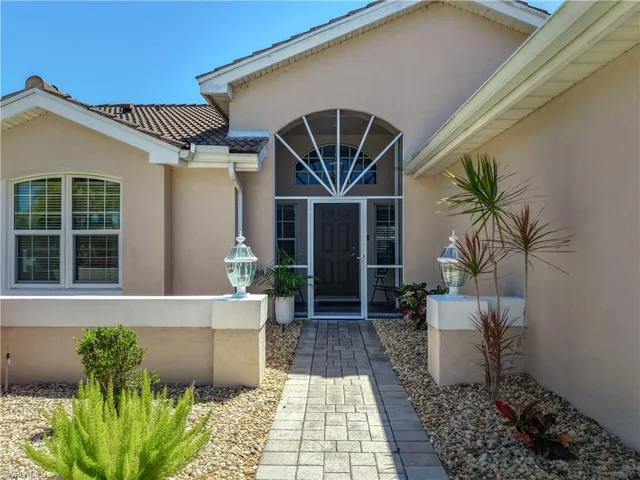 2240 Corona Del Sire Dr, North Fort Myers, Florida 33917