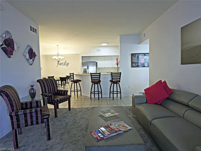 15645 Ocean Walk Cir 116, Fort Myers, Florida 33908