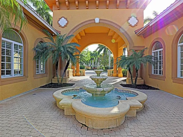 15645 Ocean Walk Cir 116, Fort Myers, Florida 33908