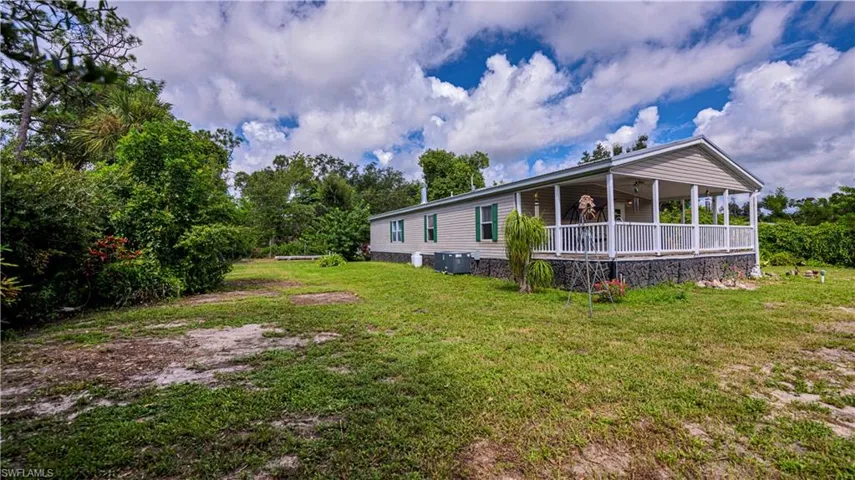 8366  Nault  RD, North Fort Myers, FL 33917