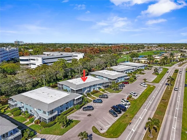 248  Palm  DR, Naples, FL 34112