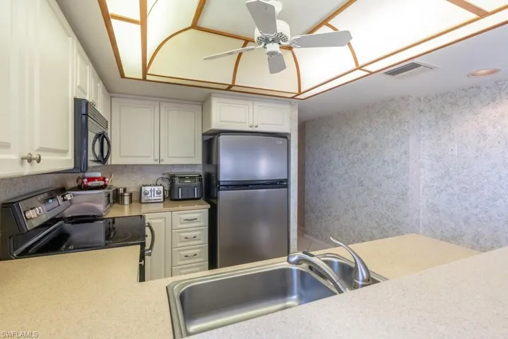 4451 Gulf Shore Blvd N # 1005, Naples, Florida 34103