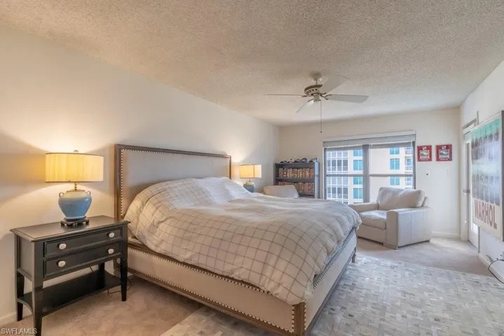 4451 Gulf Shore Blvd N # 1005, Naples, Florida 34103